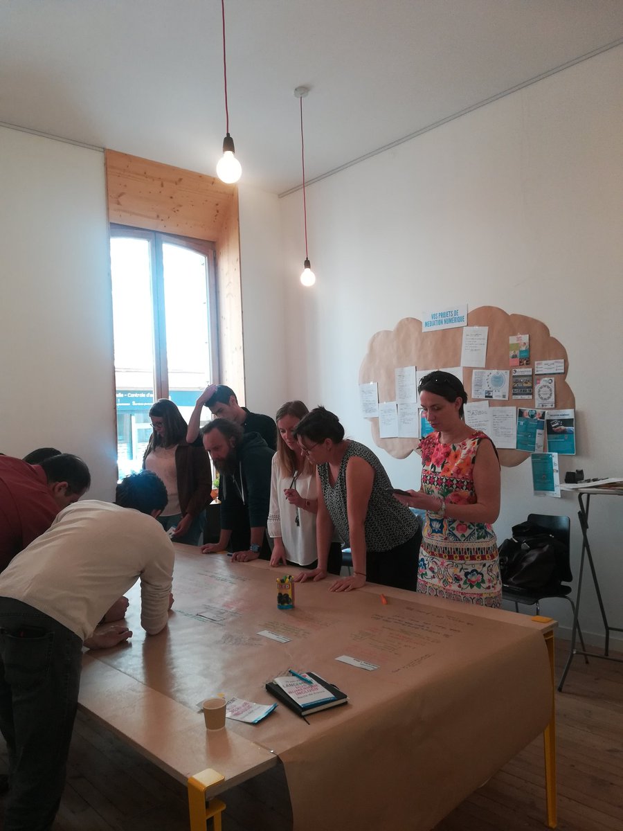 POP_collectif's tweet photo. Place aux ateliers collaboratifs avec le format World Café 💡#HUBHDF https://t.co/jQirYepyEi