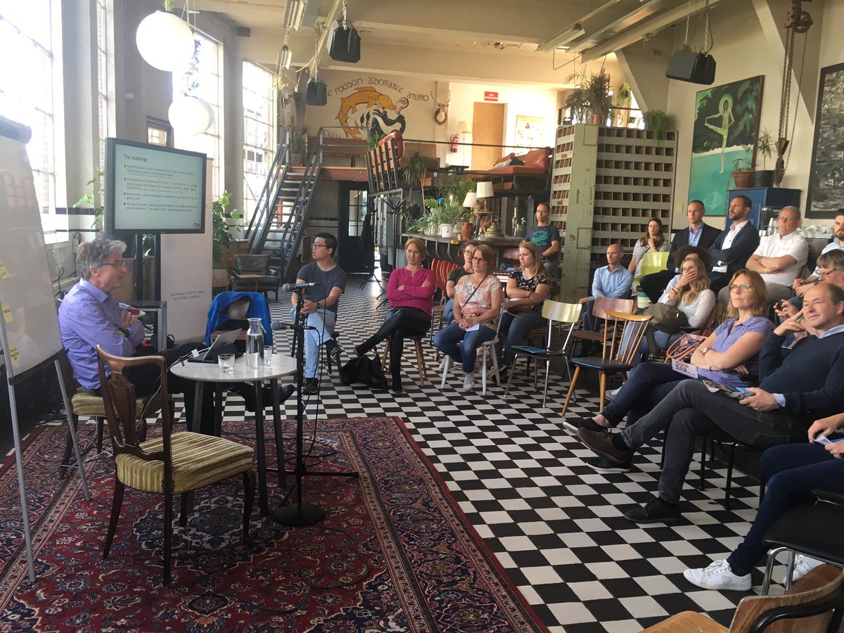 bijwerk's tweet photo. Aarnout Brombacher TU/e: op Fysio-Xperience innovatiefestival: Meten beïnvloedt beweeggedrag (en stimuleert je vitaliteit!) @KNGF_Fysio @ArjVis #FX2019 https://t.co/JuMc5XBCuT