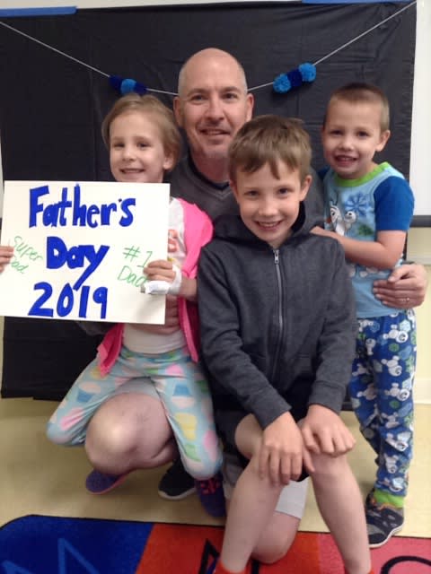 GoddardLO's tweet photo. Fun at Donuts with Dad! Happy Father's Day to all of our wonderful Dads! https://t.co/aF39LedrSD