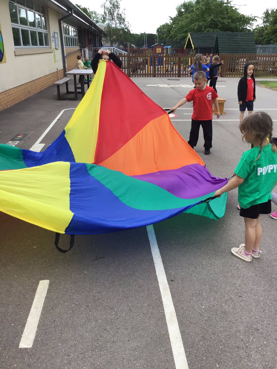StDavidsCiWPrm's tweet photo. Foundation phase enjoyed taking part in the soccer aid playground/kick about challenge #reception #year1 #year2 #socceraid #playgroundchallenge #kickaboutchallenge #unicef https://t.co/2q4ZjrC3e7