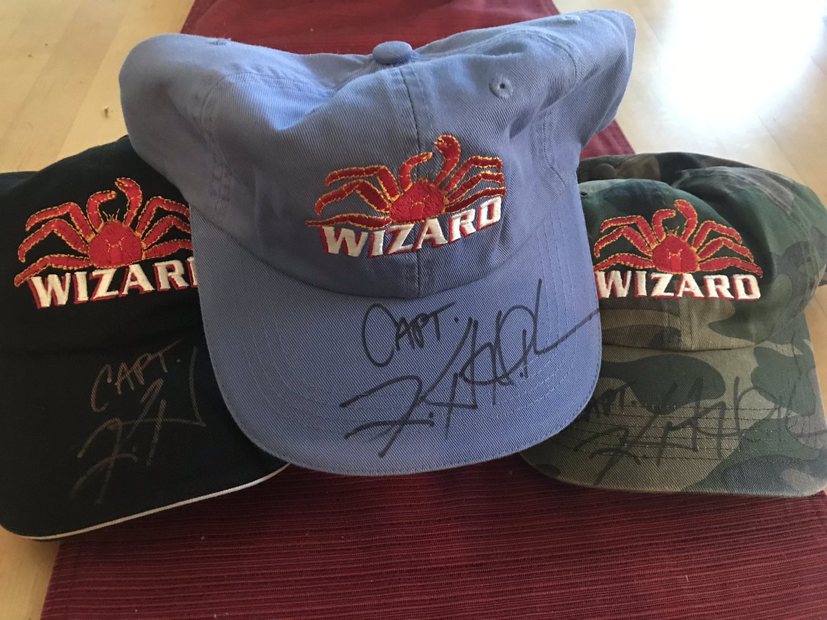 HAT🧢GIVEAWAY
1. 🚶🏼‍♂️Follow me.
2.  ♻️Retweet this contest.
3. 🎤 Comment with the hat color of your choice.
👀 I also have giveaways running on FB🙍🏼‍♂️📖 :Capt.KeithColburn and on Instagram 📷: captainkeithcolburn. A Winner will be picked at random on 6/18 during <a href="/DeadliestCatch/">Deadliest Catch</a>🍀