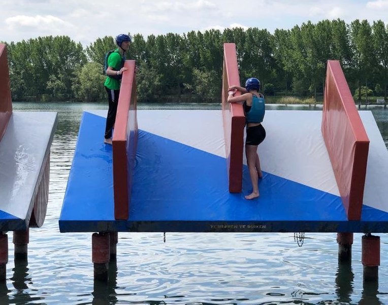 AGIONNL's tweet photo. 12,5 jaar AGION hebben we gevierd met gezellig, sfeervol en sportief teamuitje voor de hele Odalis Groep! https://t.co/wOfy0M8IO4 #jubileum #wipeout #amersfoort https://t.co/AXGWEaBdrc