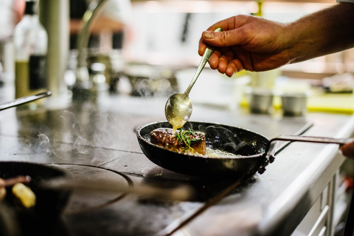 Lancs_Cookbook's tweet photo. So excited to announce our newest contributors @twelvethornton! A chic restaurant and lounge bar serving up modern British food in the coolest setting 🌃 looking forward to what these guys have to offer in the upcoming #Lancashire cook book! #foodie #bar https://t.co/2QkScfNDwU