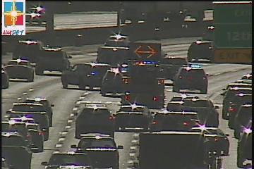 TotalTrafficABQ's tweet photo. *UPDATE*
-The accident on I-40 EB at 12th St is now blocking *3 RIGHT LANES*
-Here's a look at the crash &amp; the HUGE backup on I-40 EB from Coors Blvd - Traffic is in an absolute gridlock. Use an alternate route if possible

#ABQ #NewMexico #TrafficAlert 
@KristenCurrieTV @jtd1003 https://t.co/tShYgsAyPo