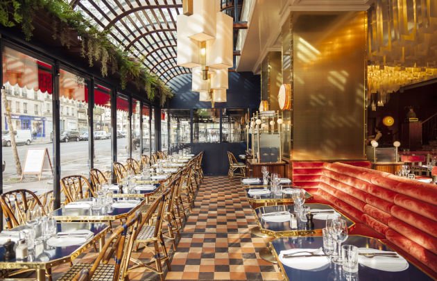 Experience the essence of traditional Parisian brasseries during a business lunch at #LeGrandCaféCapucines near the Opera Garnier. This newly-renovated institution is open 24/7 and can host your private reception up to 120 people on the first floor > bit.ly/31tMnOn
