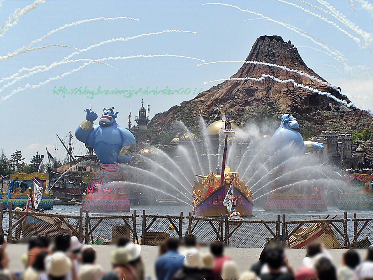 150円 最新 東京ディズニーシーアラジンホールニューワールドイベント開催記念小皿