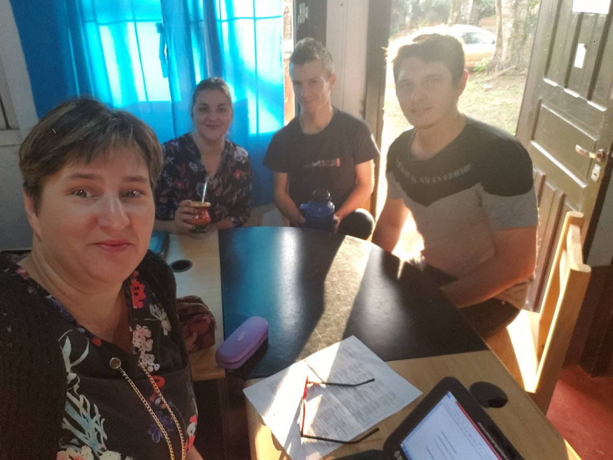 Laura_Noremberg's tweet photo. #Hoy Sede #Ugl3 #SanPedro
Organizando Con profes de Matematica Inplementacion #PEAP
#FARO Aprendizajes Prioritarios
#CB #TrayectoriaEscolar Fortalecimiento!!! Para Los Alumnos Salgan Adelante 💪 @CieloLinares
@PablaRiveros @yamiletferr @EstelaTavares @mariluleverberg https://t.co/GvF1lg3YVy