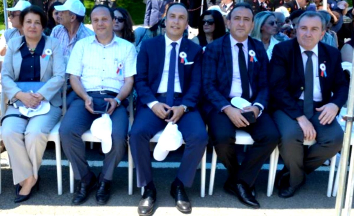 Jandarma Teşkilatımızın 180. Kuruluş Yıldönümü Kutlama Törenine, İl Sağlık Müdürümüz Uzm.Dr. Cengiz BECERİR ve Personel/Destek Hizmetleri Başkanımız Zafer SOYKIRLI katılım sağladı.