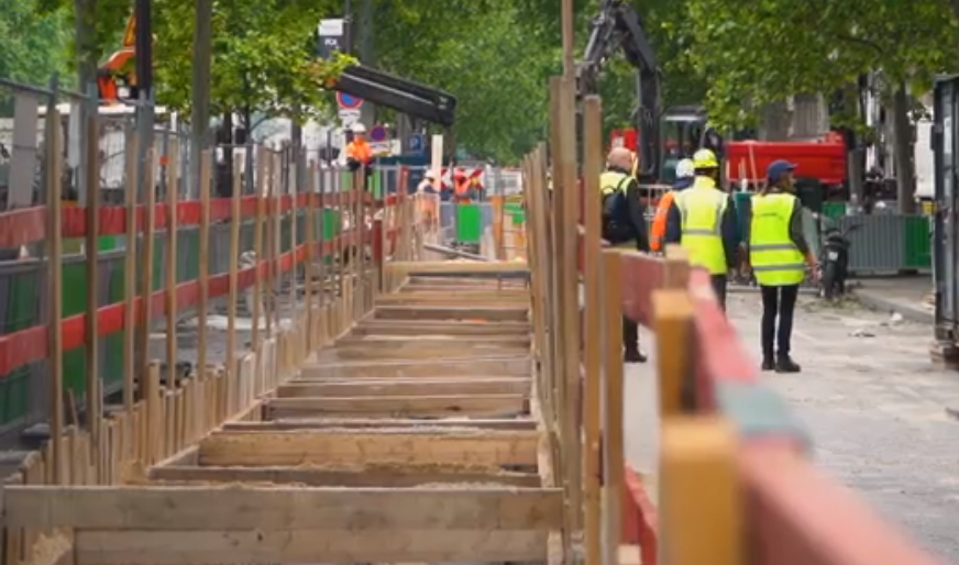La_CPCU's tweet photo. Le projet "mieux coordonner les travaux en ville" du challenge #DataCity 2019 va nous permettre de réduire nos impacts sur l’espace public et améliorer notre efficacité opérationnelle ! @Evesa @Gotmi_io @Catheri22917436 #CPCU #Climespace
En savoir + : 👉https://t.co/wMBXYvM02K https://t.co/OaLzWe0Av2