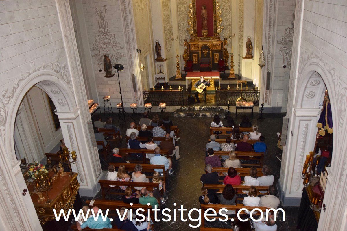 Avui ha començat el Festival de Guitarra del Mediterrani a Sitges, que ofereix concerts a l’ermita de Sant Sebastià
MÉS INFORMACIÓ I PROGRAMA A visitsitges.com/ca/sitges-news…
El tret de sortida l'ha donat Tono Blasi en un magnífic concert de guitarra espanyola.