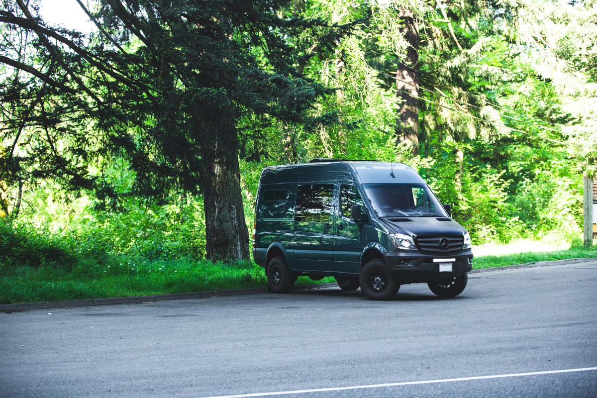 Outsidevan's tweet photo. Echo is our latest custom Peak Series build to hit the road! This layout is simple, yet provides all the necessities for adventures on the road and off the grid. For more photos and info visit https://t.co/vhd5rmsj6D https://t.co/WDxsZsoweb