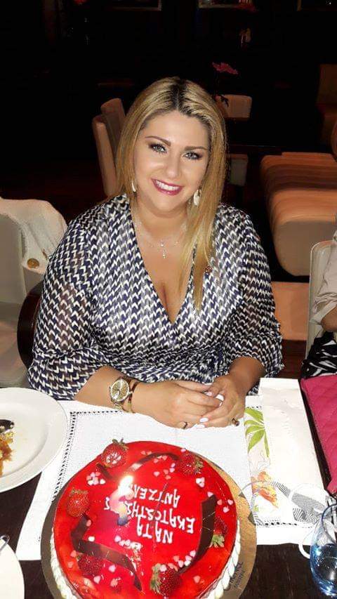 ΟΜΙΛΟΣ ΠΑΤΡΑ ΒΟΡΡΑ- ΡΙΟΥ
Η συνάντηση έγινε στις 3/6/2019 στον Όμιλο Inner Wheel Πατρών Βορρά-Ρίου. Η  Πρόεδρος Μαρία Ασημακοπούλου, έκανε την εισδοχή 2 νέων μελών, της Άντζελας Πούλη  και της Νότας Ψαρού.
Η βραδιά ολοκληρώθηκε γιορτάζοντας τα γενέθλια του μέλους Άντζελας Πούλη.