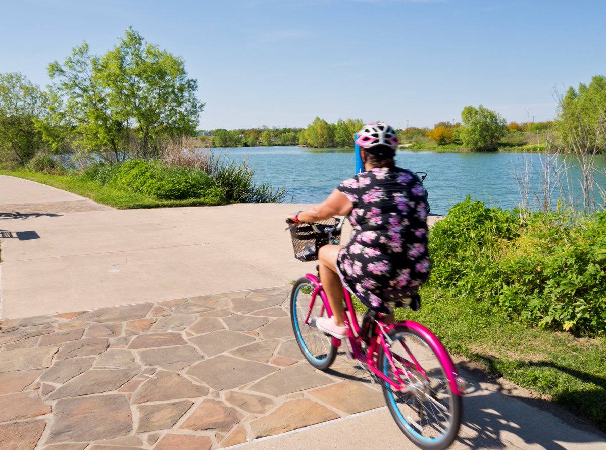 sanantonioriver's tweet photo. Sustainable actions can protect and restore creeks and rivers and can also include recreational trails for walking, running, biking and paddling. It’s National Rivers Month, tell us your favorite spot to recreate next to a creek or river #letitsoakin https://t.co/DKZAIZtP6O