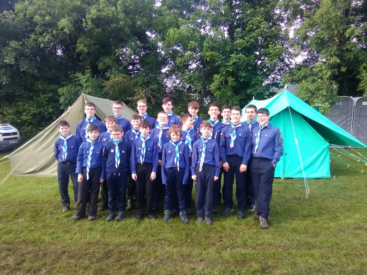 newryscouts's tweet photo. @NewryScouts getting set for @NewryLions vintage car rally 2019 🚗 #cleanergreenercommunities #givingback #Scouting #LitterPick https://t.co/xiNB8Tz6wd