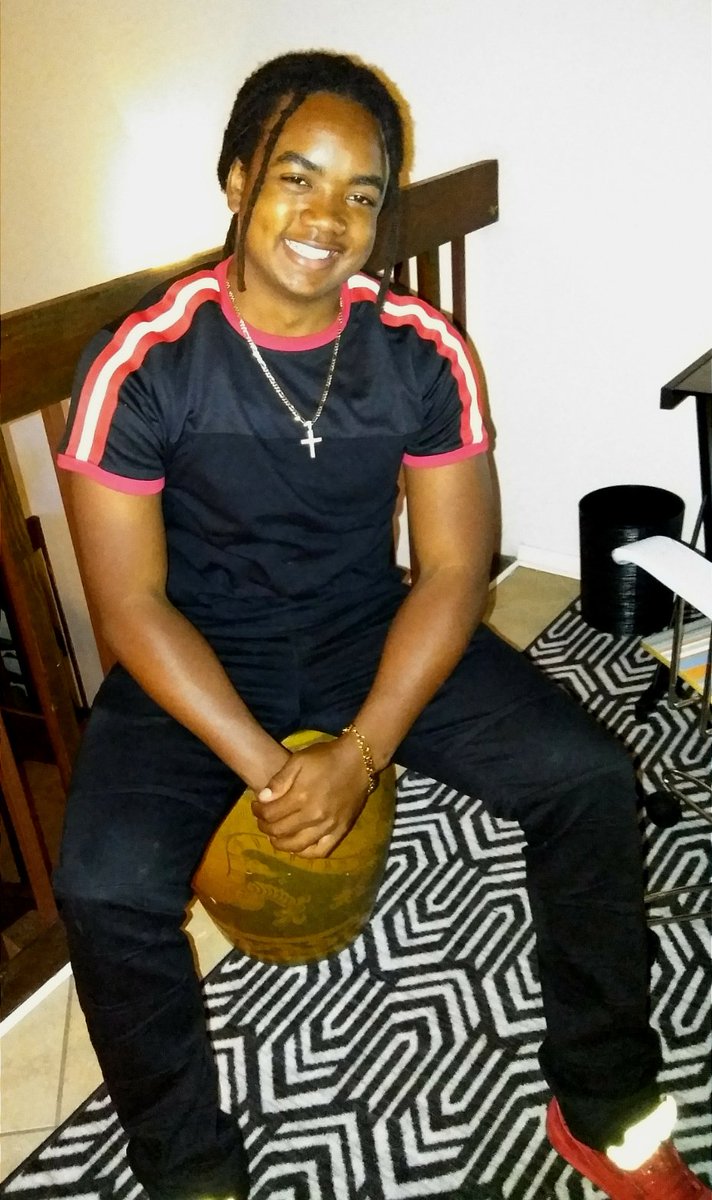majawash's tweet photo. #HAPPYBIRTHDAY to my son!!!
This young man keeps us laughing &amp; smiling. We're blessed 
&amp; proud to have a disciplined child. As we watched him grow up so fast, we're looking forward to watching him develop, his life, to become a wiser man. 
D.O.B. 6/14/02

#familytime #Gemini https://t.co/IexSp38ktn