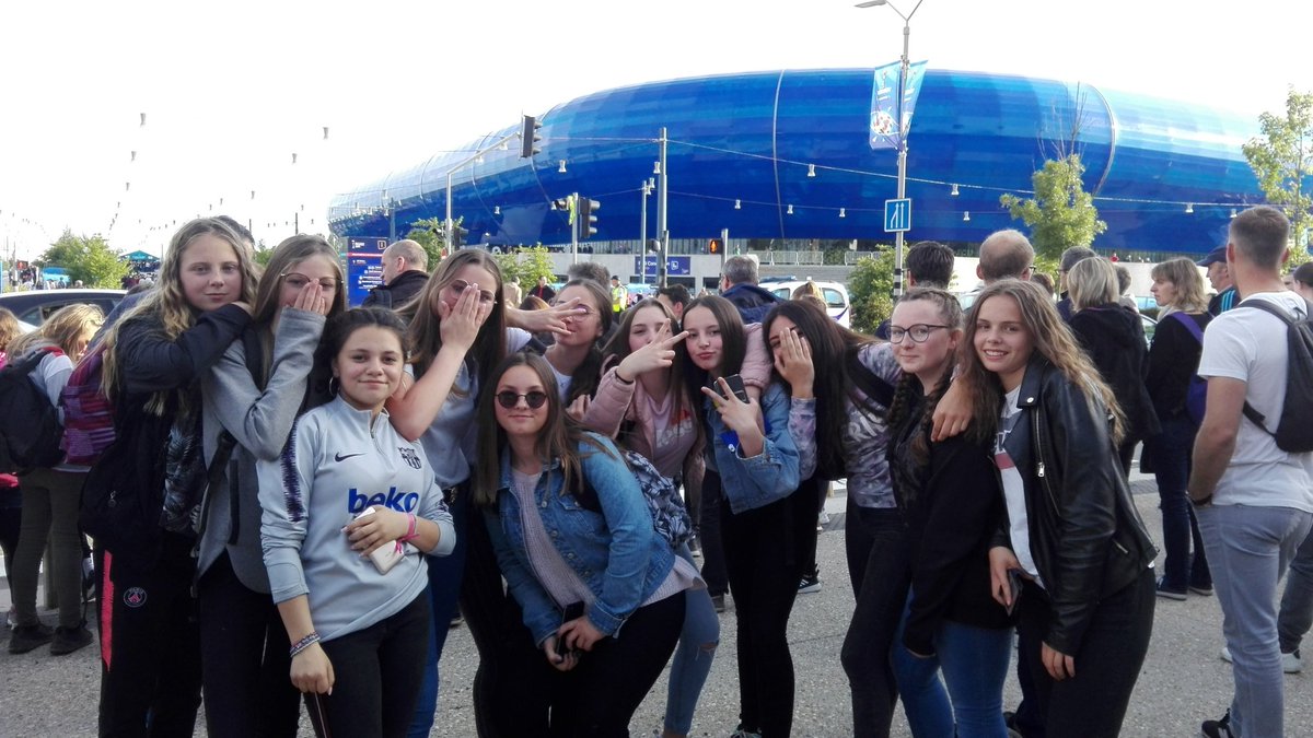 Les filles de l'As au match #FIFAWFC2019 Angleterre-Argentine
Toutes derrière les bleues!!!
Merci #unss