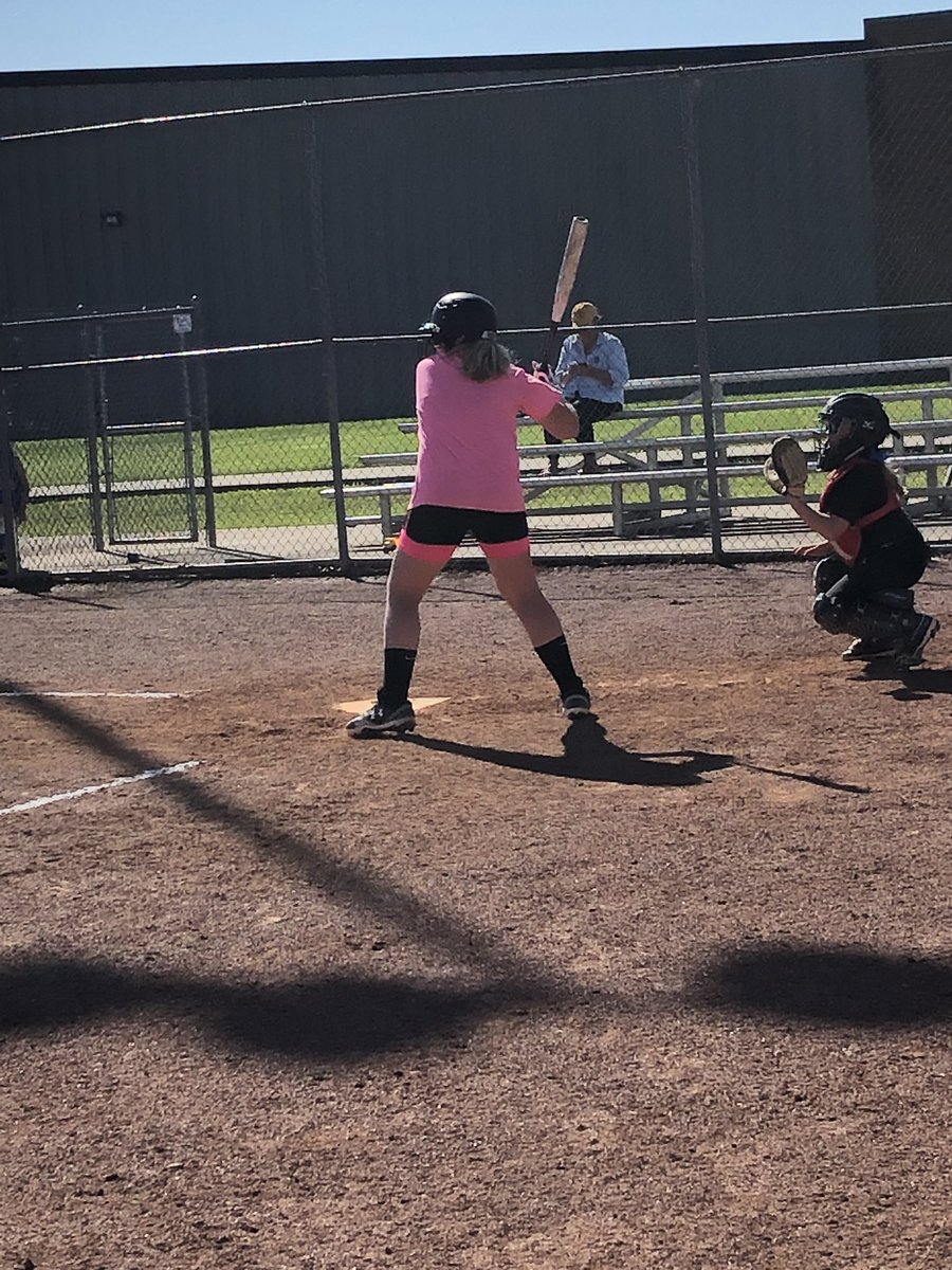 rcshssoftball's tweet photo. Scrimmage game today on our last day of camp! The players showed off the skills that they learned all week. We are so proud of their effort, attitude and focus all week long! Truly a great group of girls! 🥎 https://t.co/eJu5DHjAlK