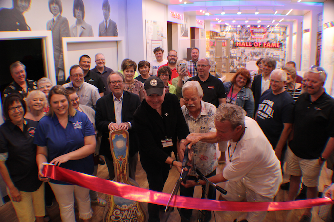 Congratulations to the Iowa Rock 'n' Roll Music Association for their grand opening and ribbon cutting of their newly remodeled Iowa Rock 'n' Roll Museum! 🎸🎤 Thank you to all who came and showed your support. It looks amazing! 🤩