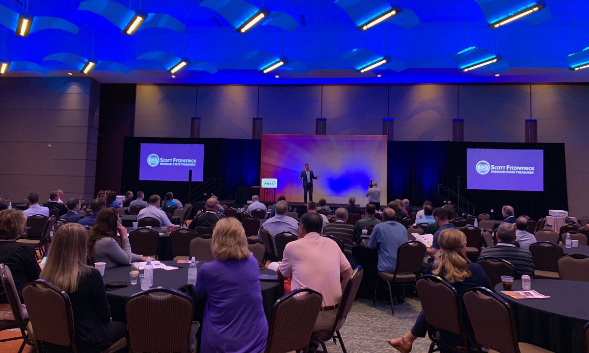 MOTreasurer's tweet photo. Rounding out the week back in Branson for the @mobankers 129th annual convention. Proud to work with Missouri’s financial institutions to foster economic development and entrepreneurship across the state. #MBA19conv Learn more about Missouri FIRST: https://t.co/uXMKcJrdv9 https://t.co/xFFI4ES1oY