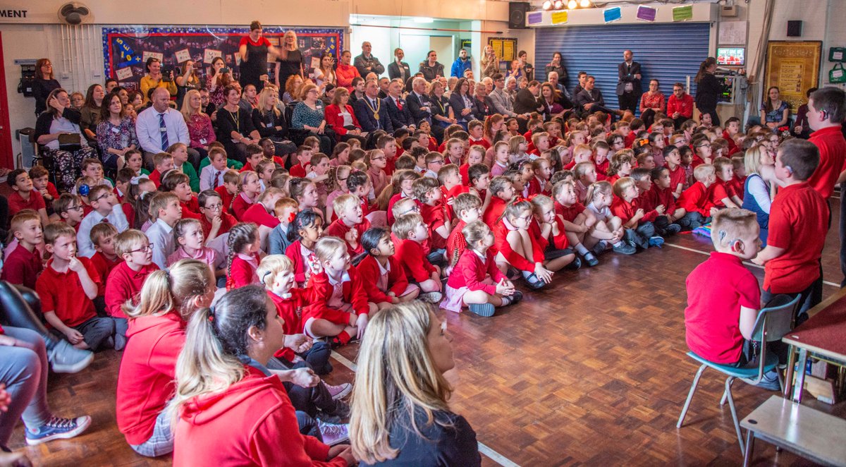 AshKnotty's tweet photo. It didn't take much persuasion to get our visitors up and signing along "This is me!" @EducateMag @NDCS_UK @DeafAwareUK #inclusion #drb #deafawareness https://t.co/Zkyc0ccpp4