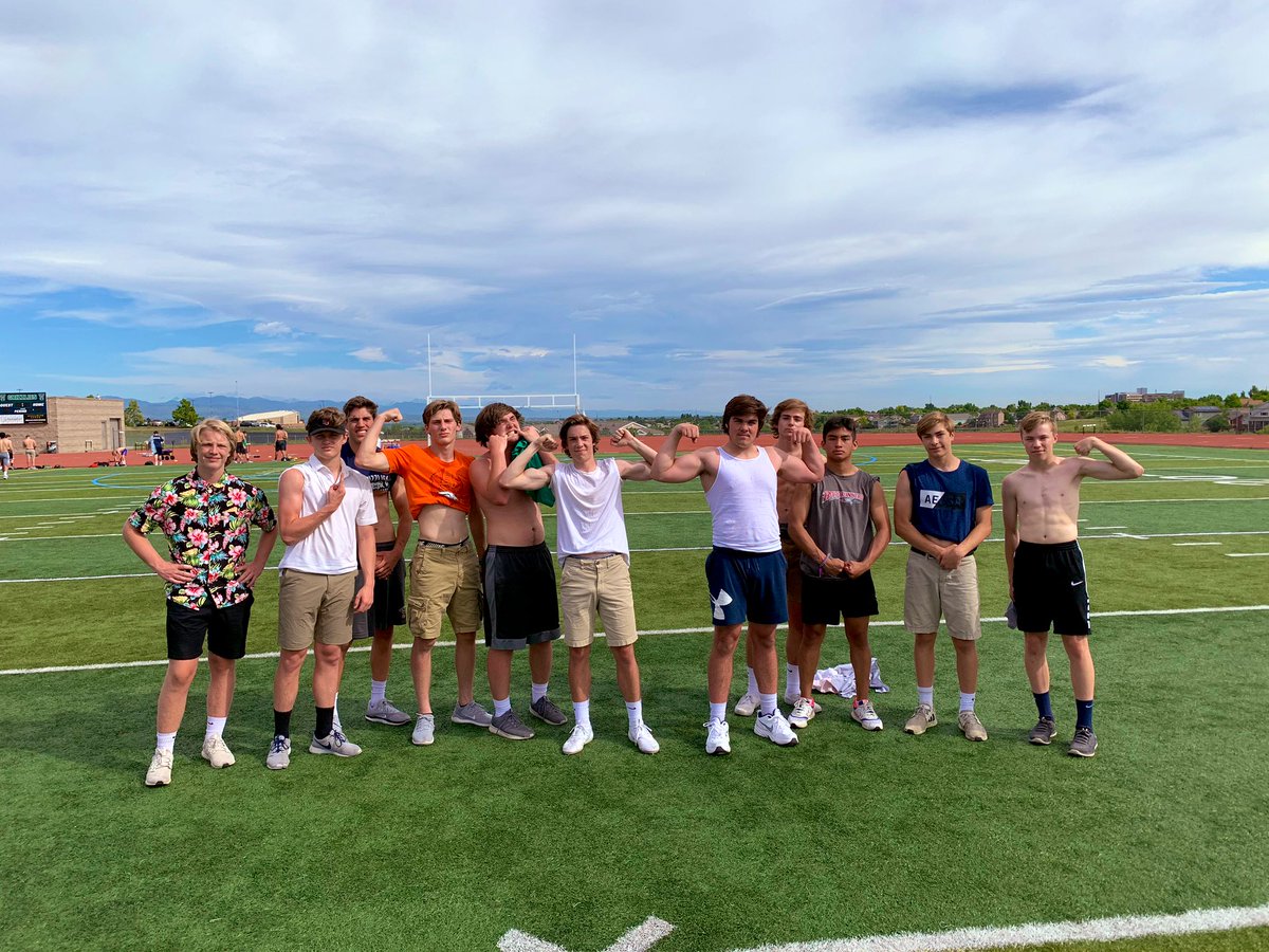 TeamBobbyDisco1's tweet photo. 3-0 again, Bobby discos take the chip in Air Force football. Chedda alert 🤑🤑💰 @Smile81822219 @CoachCarnes @CoachNise #wediscofordubs https://t.co/oKOcKlFYAS