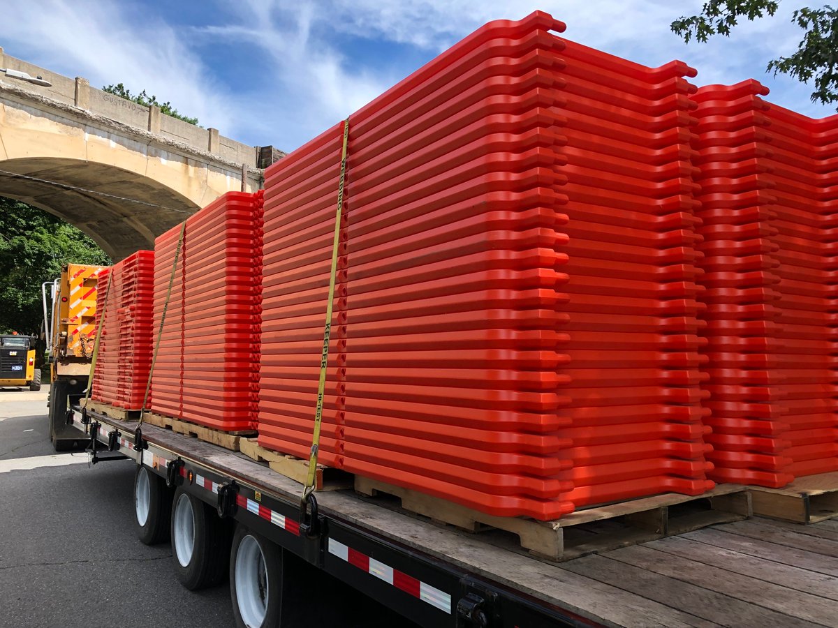 HarrisburgU's tweet photo. Things are getting real! 
Set up for the Deathcab For Cutie show started today! The production trailer, generators, fencing and more are going in today! Stage setup starts Monday! 
#huconcerts #deathcabforcutie #livemusic https://t.co/wIm3jHOMFb