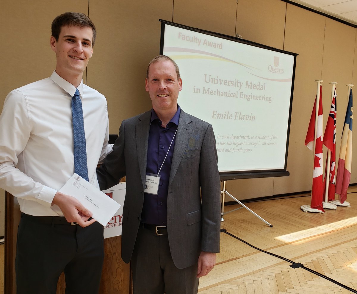 QueensMech's tweet photo. Congrats to our @QueensMech graduates & award winners! Among them Erin Lee (CSME Gold Medal & Bronze Wrench Award) & Emile Flavin (University Medal in #Mechanical #Engineering)! #QGrad19 #convocation #weareproud! https://t.co/k07N9qJZX7