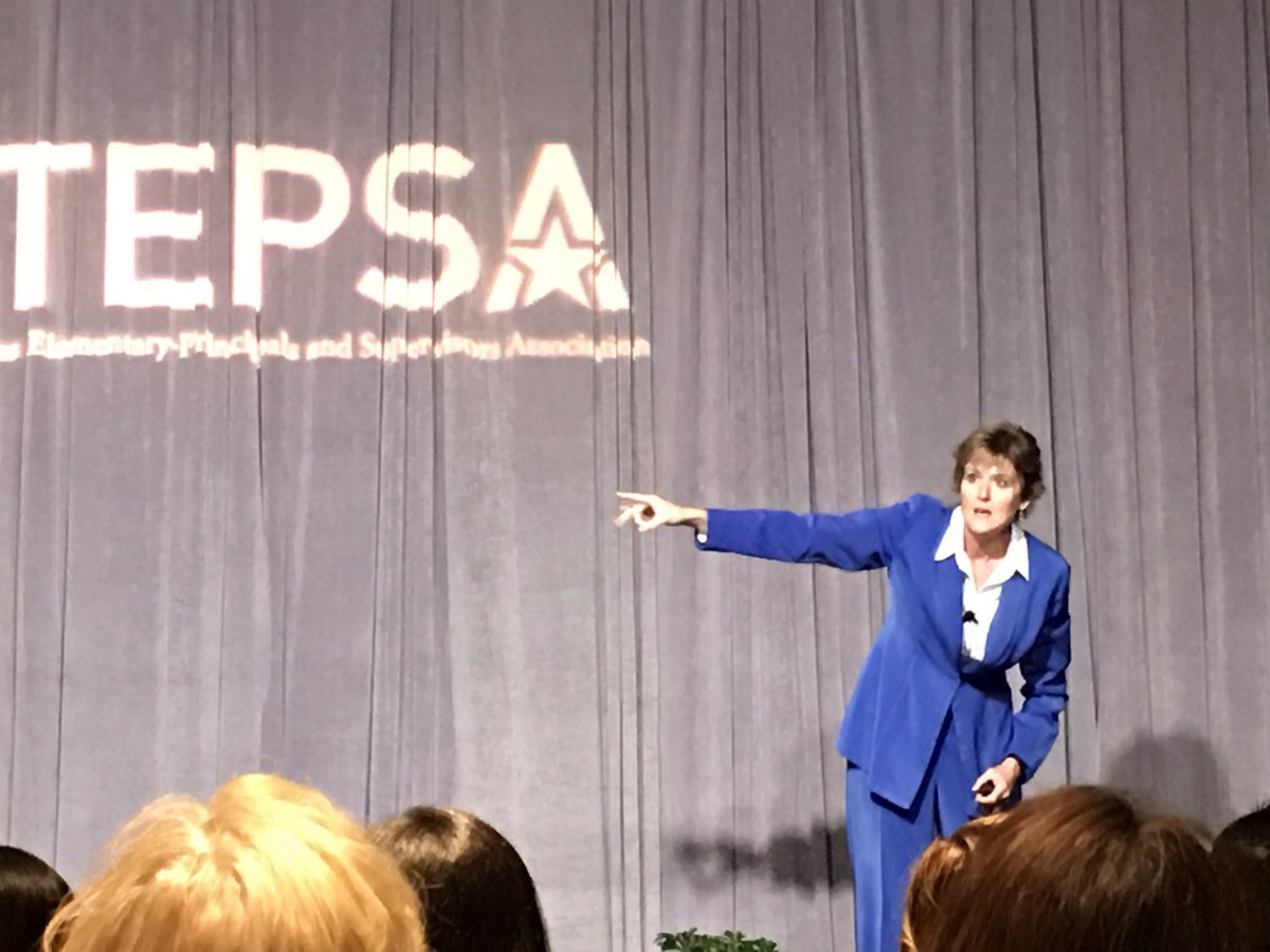GeliMarquis's tweet photo. I will not allow you to yank my chain. Instead I will not embarrass you, I will love you and I will make emotional deposits in you...I will learn your story behind the story! Awesome learning from @tarambrown #WeLeadTexas #pullenpride #ILoveRockwalIISD https://t.co/6XIYCas3Bu