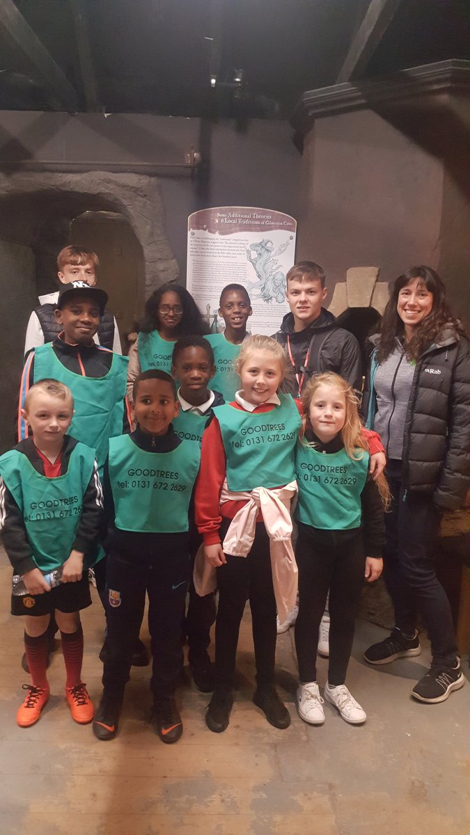 Big thanks to @PlayfairScotla3 for the opportunity to take <a href="/Goodtreesnc1/">Goodtrees Neighbourhood Centre</a> youth group to <a href="/GilmertonCove/">Gilmerton Cove</a> as a reward for taking part in Moredun litter pick. It was fascinating to see the caves and learn about local history.