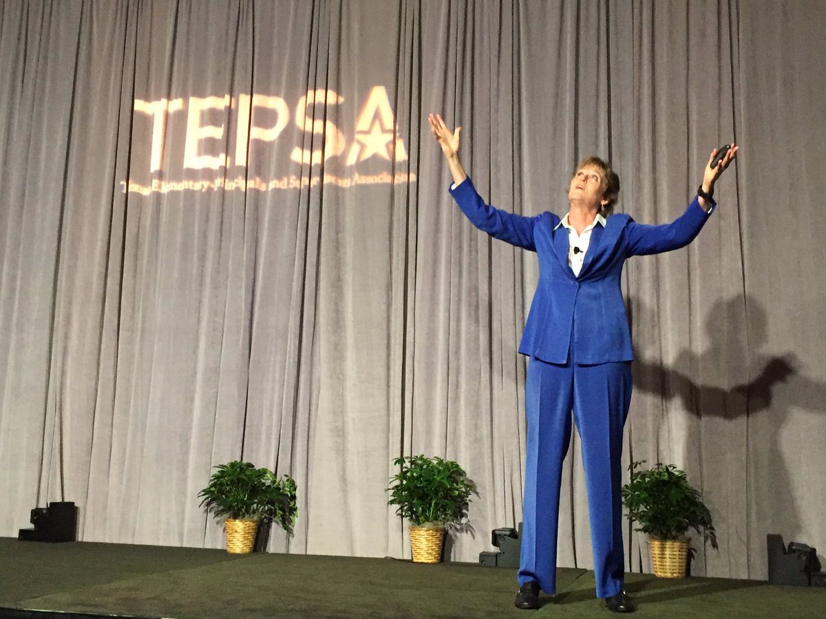 TEPSAtalk's tweet photo. A ballroom full of laughter and a positive message about connecting with kids! TEPSA Summer Conference final keynote attendees are being Tara-rized! #WeLeadTX @tarambrown @BelindaKNeal @tepsamark @TechNinjaTodd @AnitaJiles https://t.co/XtsgtFg23j