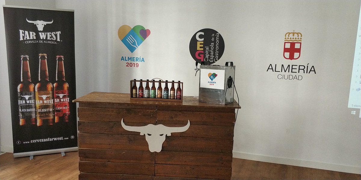 ¡¡Calentando!! ¡¡Ya estamos!!
#databeersalm #databeers #CervezasFarWest @Almeria2019 
<a href="/BolsasRotapel/">@rotapel</a>