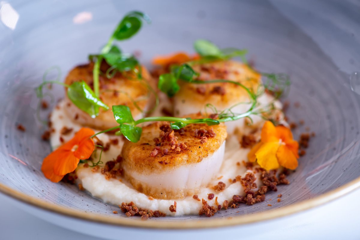 Now that looks like food Dad deserves on fathers day!
Book now to grab up one of the last available tables!

thearklemanor.co.uk/tablebooking