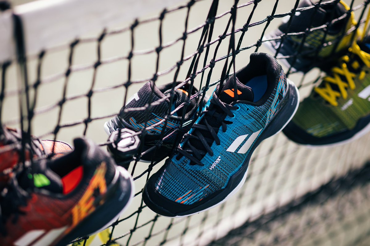 babolat's tweet photo. Be lighter. Play faster.
What color would you get?๐ค
โ โ
#JETMACHII https://t.co/L4kPAFMgmw