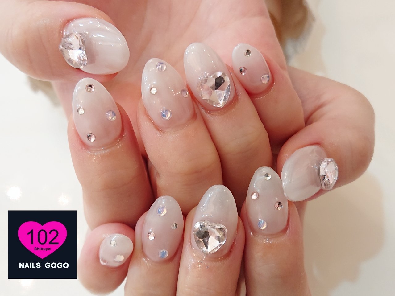 Nailsgogo T Co A0ltz1ekhe 渋谷センター街 ネイルサロン 03 5728 4343 こんにちは ご紹介 ネイルは ハートストーンネイル シースルーネイル ストーンネイル お待ちしてます 渋谷ネイルサロン 渋谷ネイル スカルプネイル ネイルデザイン