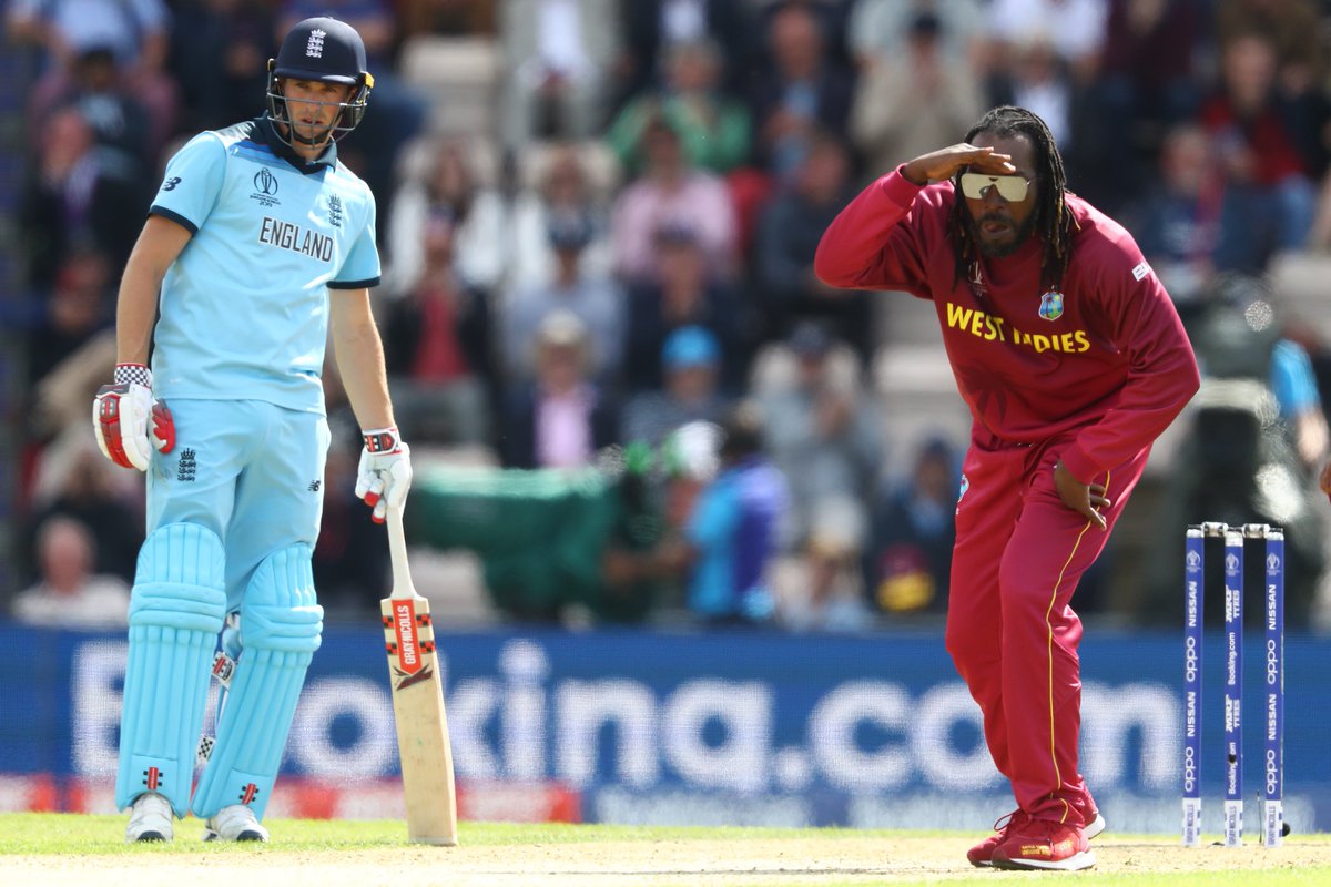 🕺 Chris Gayle is lighting up the Hampshire Bowl with some dancing, fake reviews and aviator shades.

Watch 👉 bbc.in/2IeKayR