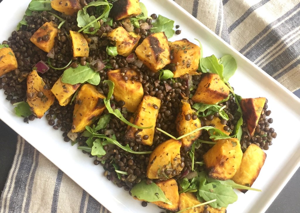 The_Greenprint's tweet photo. Sautéed Beluga Lentils &amp; Butternut Squash!! 🌱🌱 Recipe from The Greenprint Book!! https://t.co/Hb0rSVJmRf