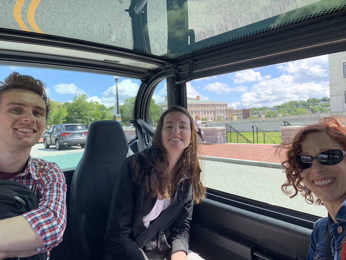 JamesCrowleyRI's tweet image. .@CLF staff and interns enjoying a ride in a #LittleRoady autonomous, electric shuttle. @RIDOTNews @May_Mobility
