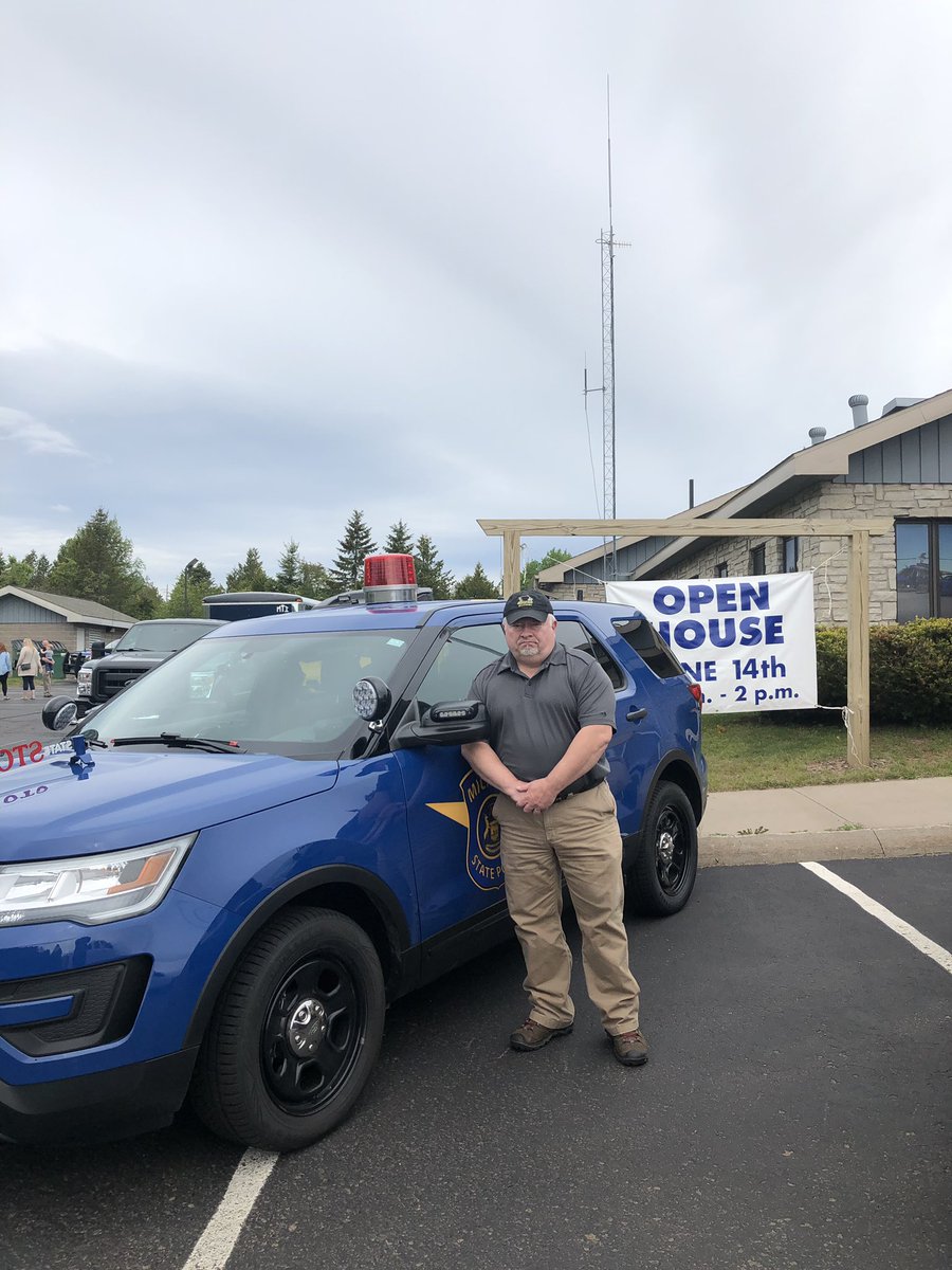 State Representative Greg Markkanen (@repmarkkanen) on Twitter photo I was happy to stop by the <a href="/MichStatePolice/">Michigan State Police</a> Calumet Post for the open house! Back our blue! 👮♂️👮♀️ I was happy to stop by the <a href="/MichStatePolice/">Michigan State Police</a> Calumet Post for the open house! Back our blue! 👮♂️👮♀️