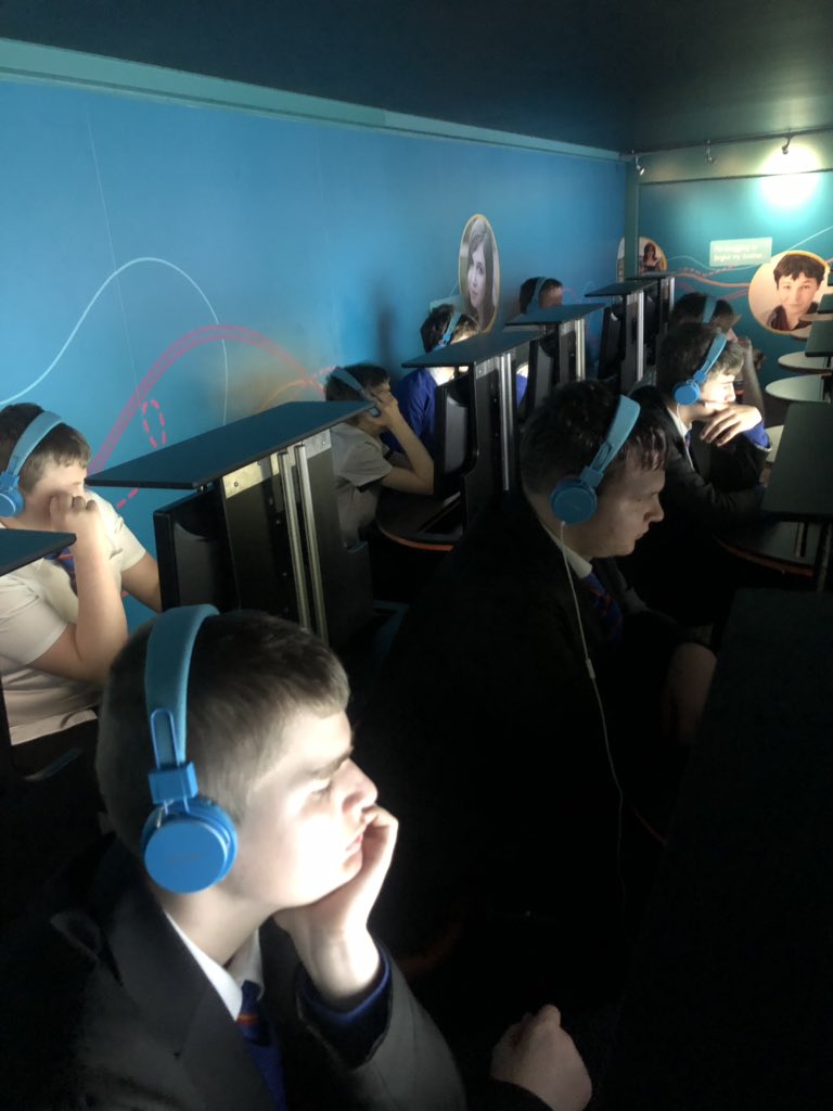 WhitmoreHighRS's tweet photo. Excellent focus and work on the interactive computers with 10BR today... really enjoyed their RS lesson on #GSUSlive 👏🏼 https://t.co/mPwOpq5AqO