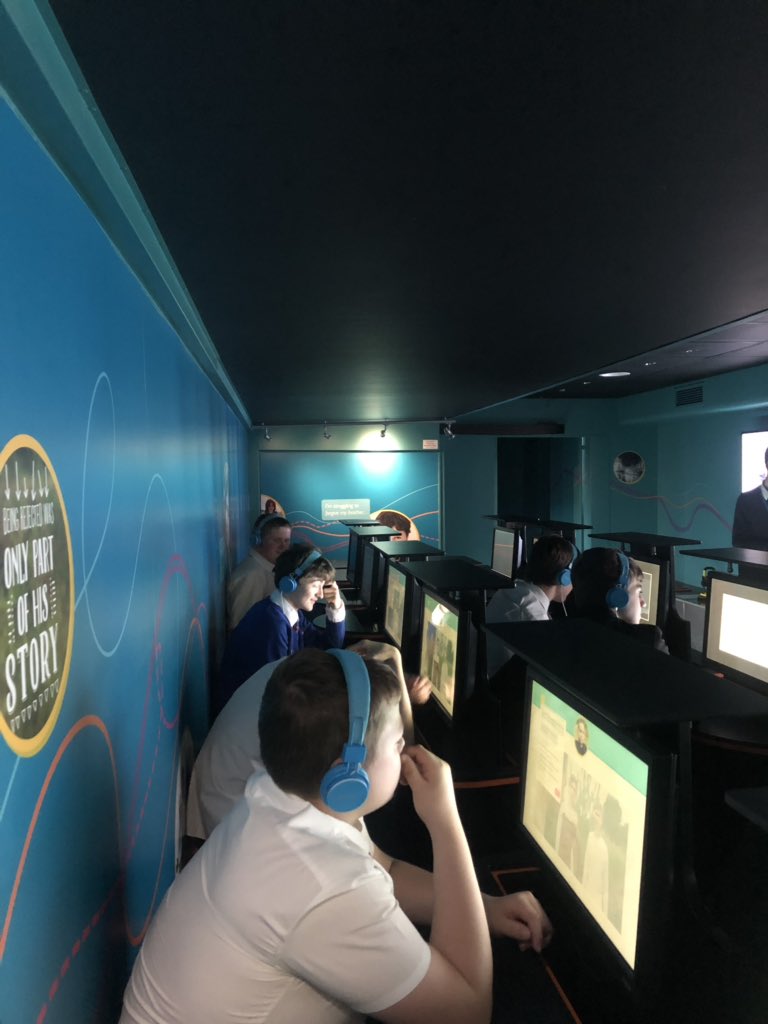WhitmoreHighRS's tweet photo. Excellent focus and work on the interactive computers with 10BR today... really enjoyed their RS lesson on #GSUSlive 👏🏼 https://t.co/mPwOpq5AqO
