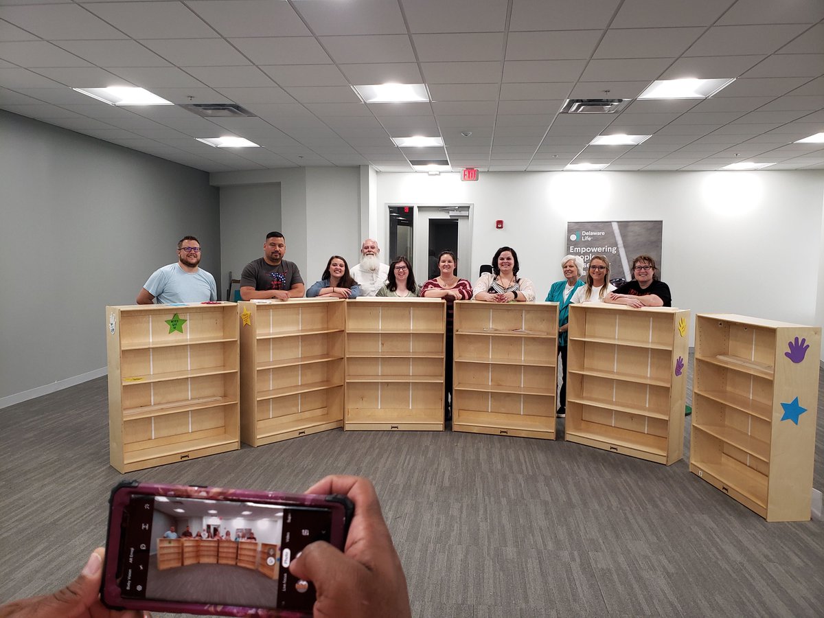 BGCINDY's tweet photo. A huge thank you to the awesome team from @delaware_life who assembled and donated 6 bookshelves to our Wheeler-Dowe Club yesterday! In addition, they donated 4 boxes of books and wrote encouraging messages to our Club kids! #ThankYou #Grateful #DelawareLife #BGCIndy https://t.co/C2QO1pC1Zg