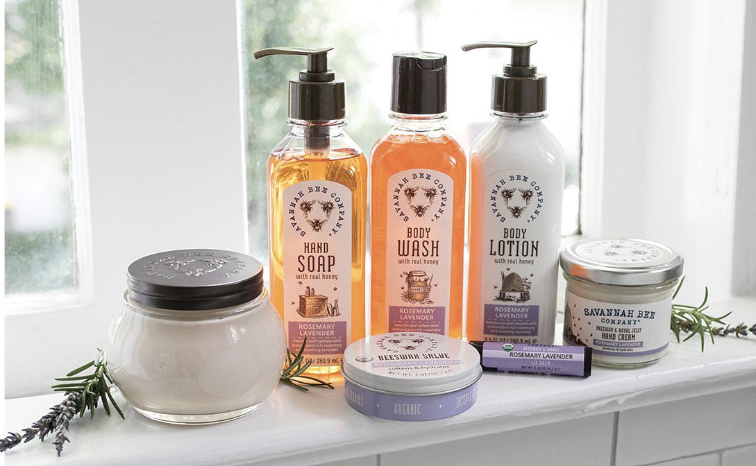 SavannahBeeCo's tweet photo. Introducing our new Rosemary Lavender Collection! Our favorite products now come in a gorgeous new scent to help you Bee Balanced. These therapeutic-grade, all-natural essential oils create a unique fragrance that’s both invigorating and calming.
#beebalanced #savannahbeecompany https://t.co/SBm4oDI5aH