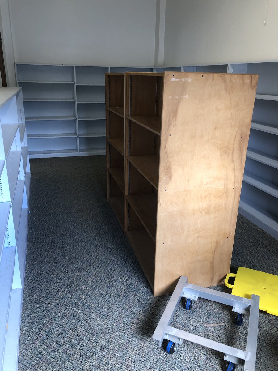 CorisaWalker's tweet photo. Packing up a library is no small task. Grateful for the help from these VHS Capstone students who are also FNB alum, giving back to their elementary school. Getting ready and excited for a library makeover. Teamwork makes the dream work. @PrincipalVerona @PrincipalFNB https://t.co/5tMI22sNdP