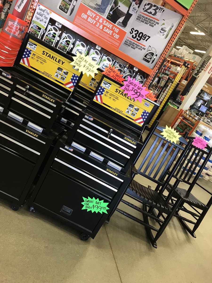 JanaVugteveen's tweet photo. Get your Dad what they really want this year @HomeDepotGrndvl #ToolChests #RockingChairs #Grills #Powerwashers and More!! @mattmehalko @RRadakovitz @RAshley89 @bobsaniga https://t.co/LEPHDHQulU