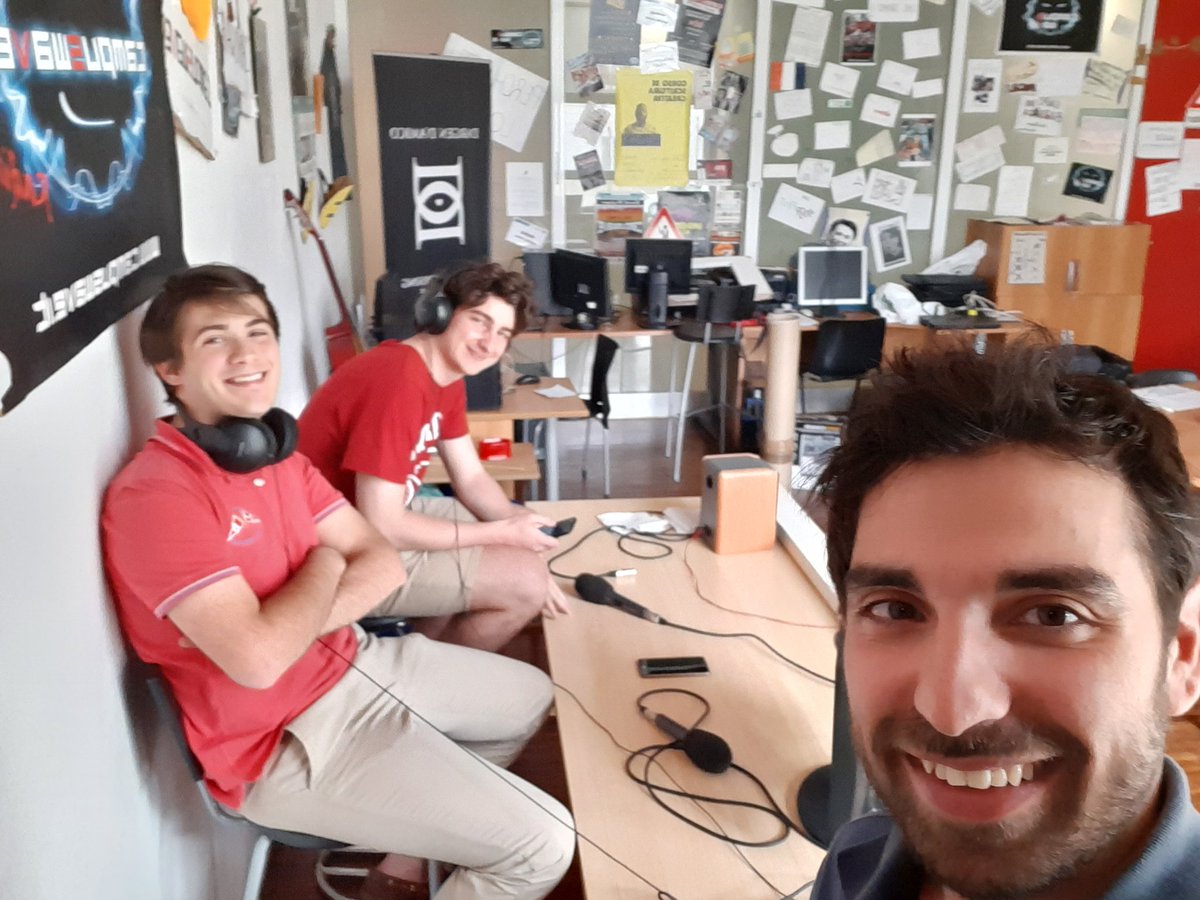 Fra pochissimo i #Funkaruggi ospiti di <a href="/retweet_radio/">Retweet</a> del nostro <a href="/parodi_lucio/">Luciano Lucio Parodi</a>. On air su campuswave.it