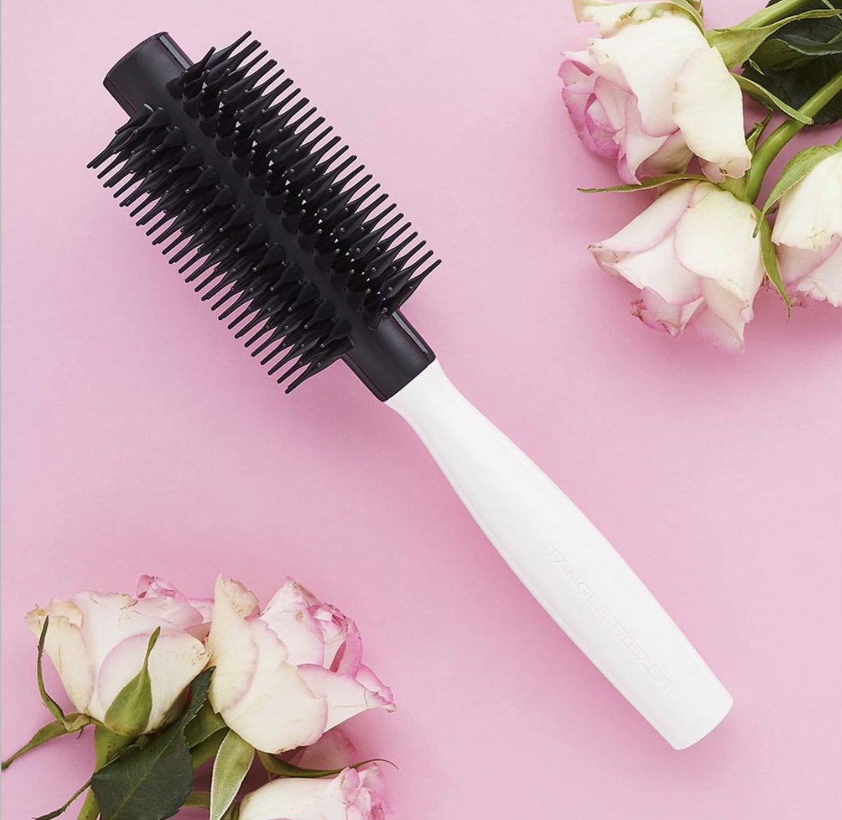 TangleTeezerCan's tweet photo. There's no need for straightening irons or tongs- with our Round Tool, you can create volume, bounce and all-over smoothness and shine 🌸 https://t.co/QuUixyxWqz
