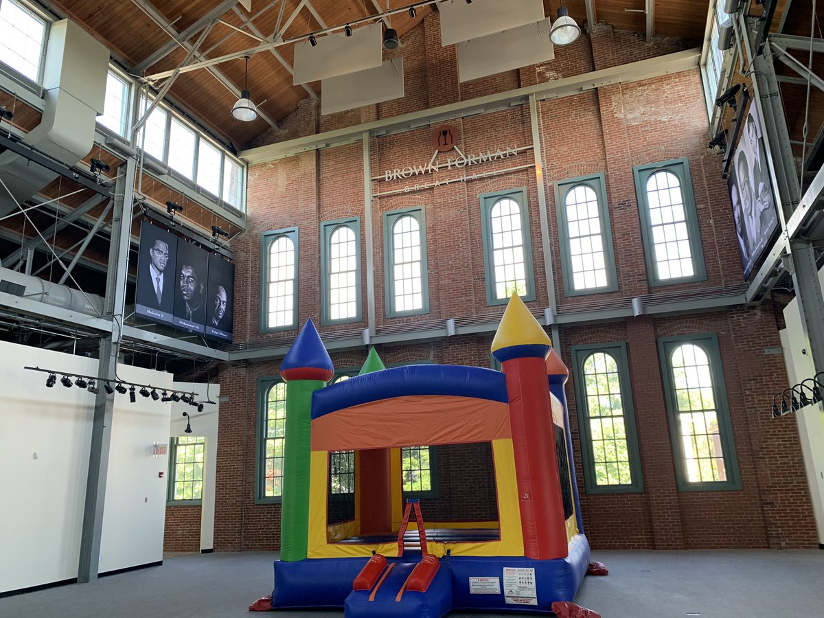 funmastersky's tweet photo. Set up this morning for @kygriot Family Fun Day. Hope to see you there!!! #bouncehouses #inflatables https://t.co/gQFlGEbqfy