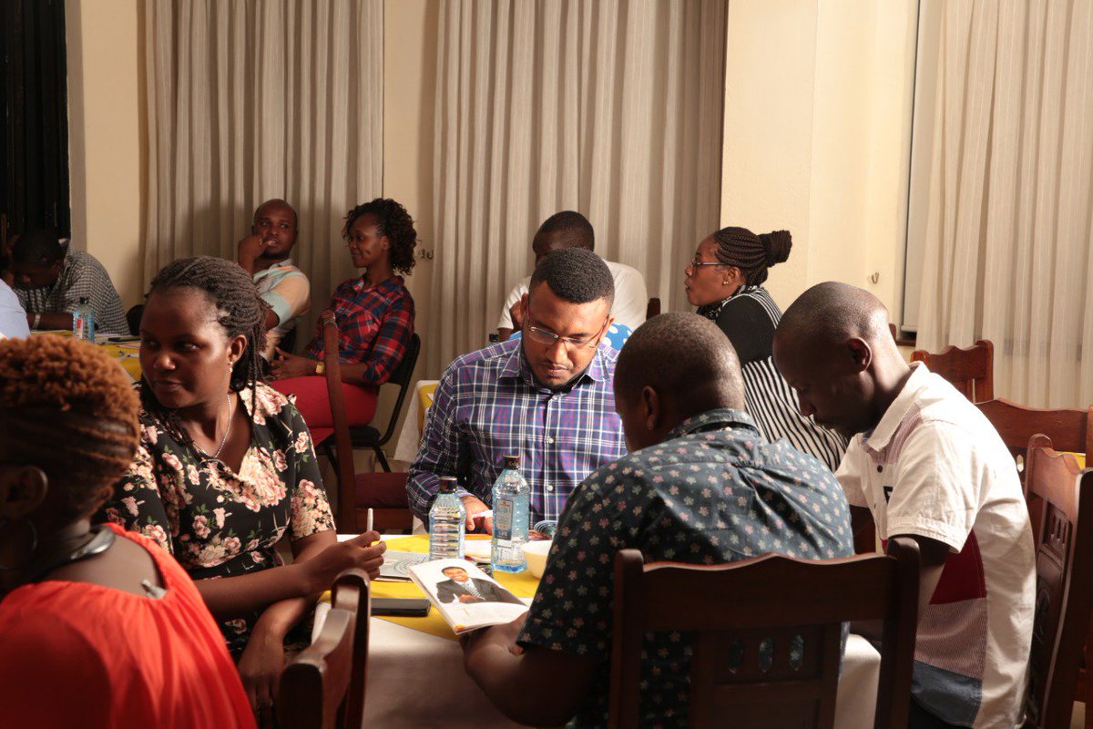 KIMKenya's tweet photo. Currently ongoing, is the @KIMKenya Mombasa Members Forum at Royal court hotel.
#KIMinMombasa
#KIMMombasabranch
#KIM2019
@MuriithiNdegwa
@NyamburaKe https://t.co/MiWiJth3ID