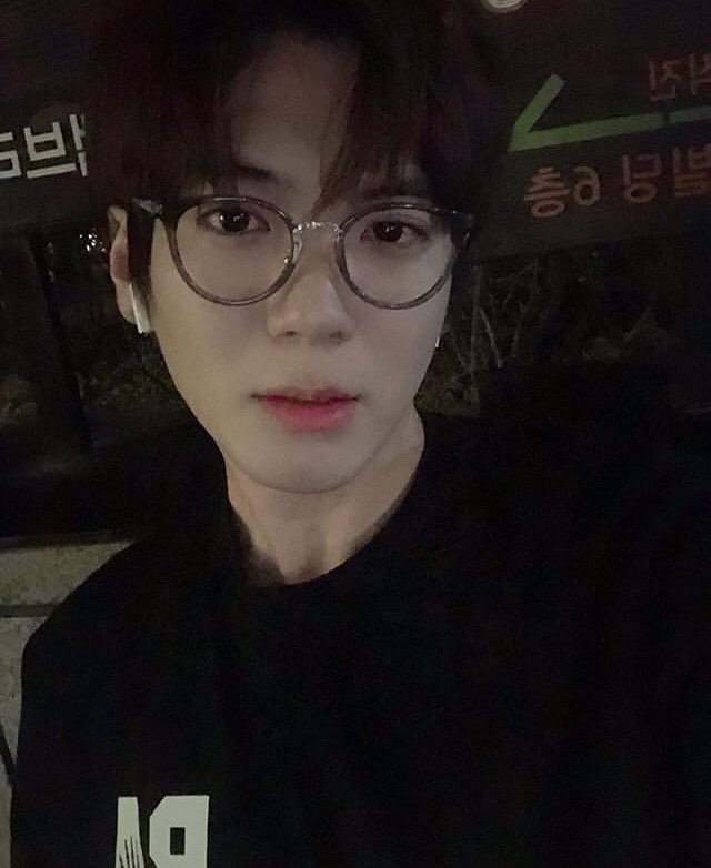 junniepics's tweet photo. 💛 https://t.co/N0US2kYgku