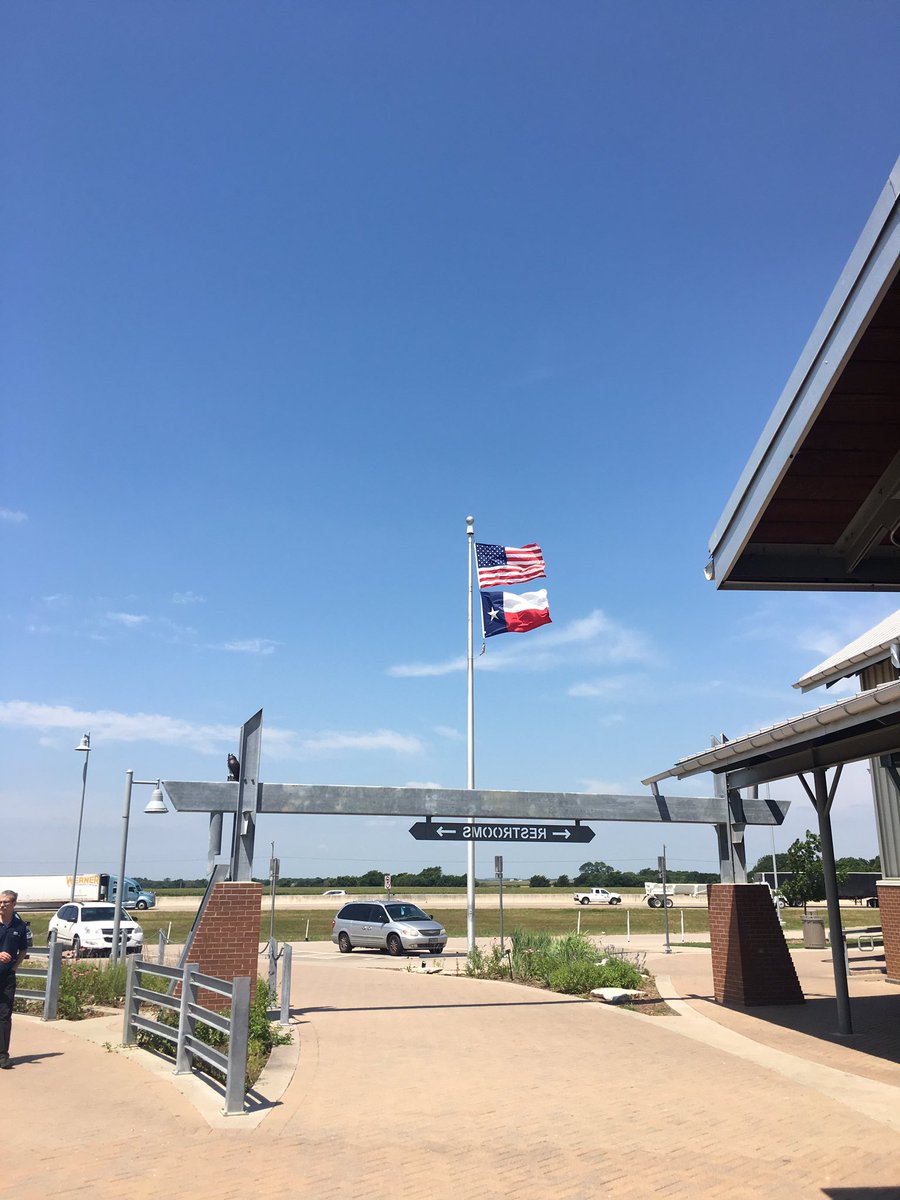 So I’m driving to the University of North Texas (Denton, about 3.5 hrs from Austin) and am at a rest stop. This is some peak Texas ish right here. Should be to UNT in an hour. Brb.  #ISOBette